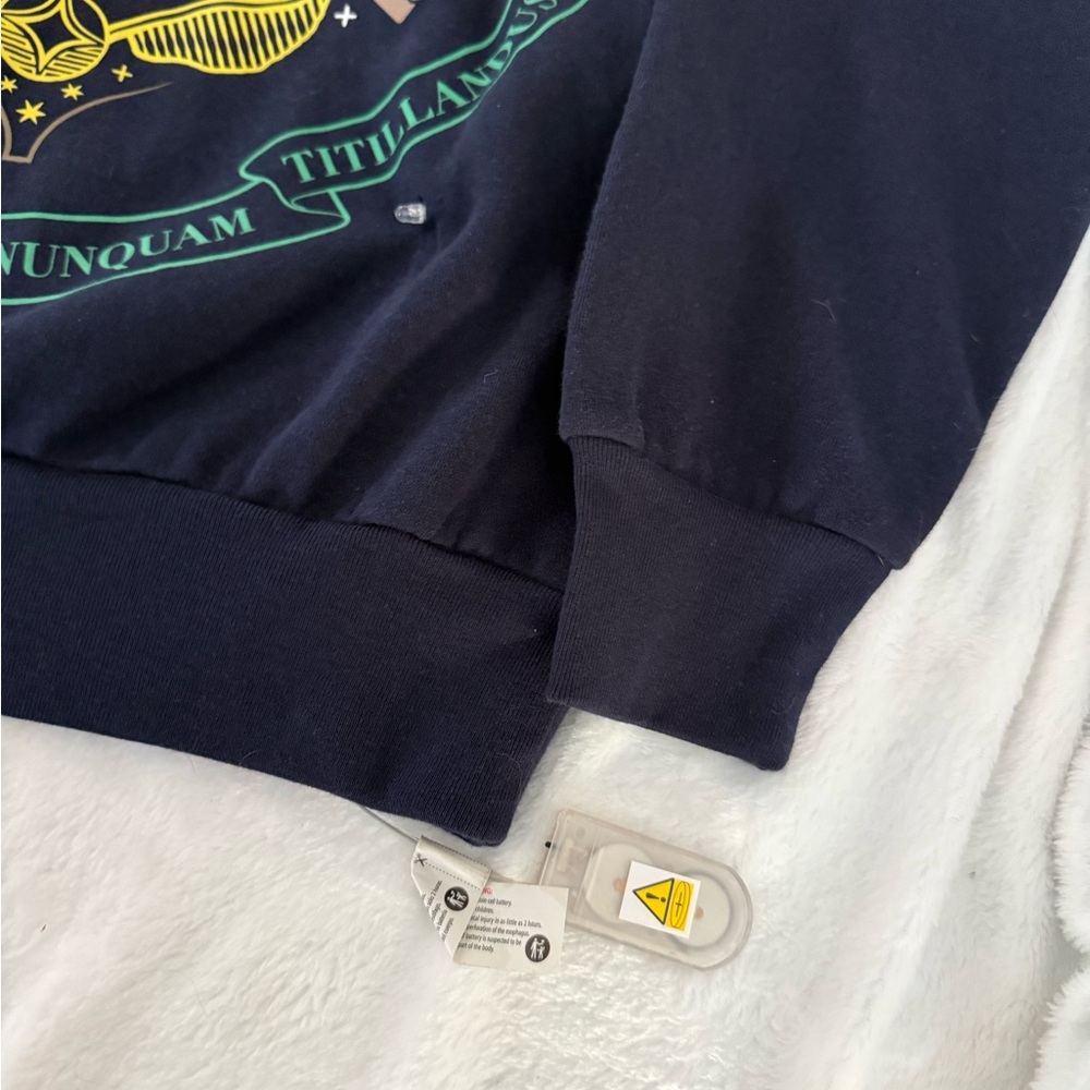 New Harry Potter Houses Navy Blue Light Up Pullover Oversized Sweatshirt XS - Picture 4 of 7